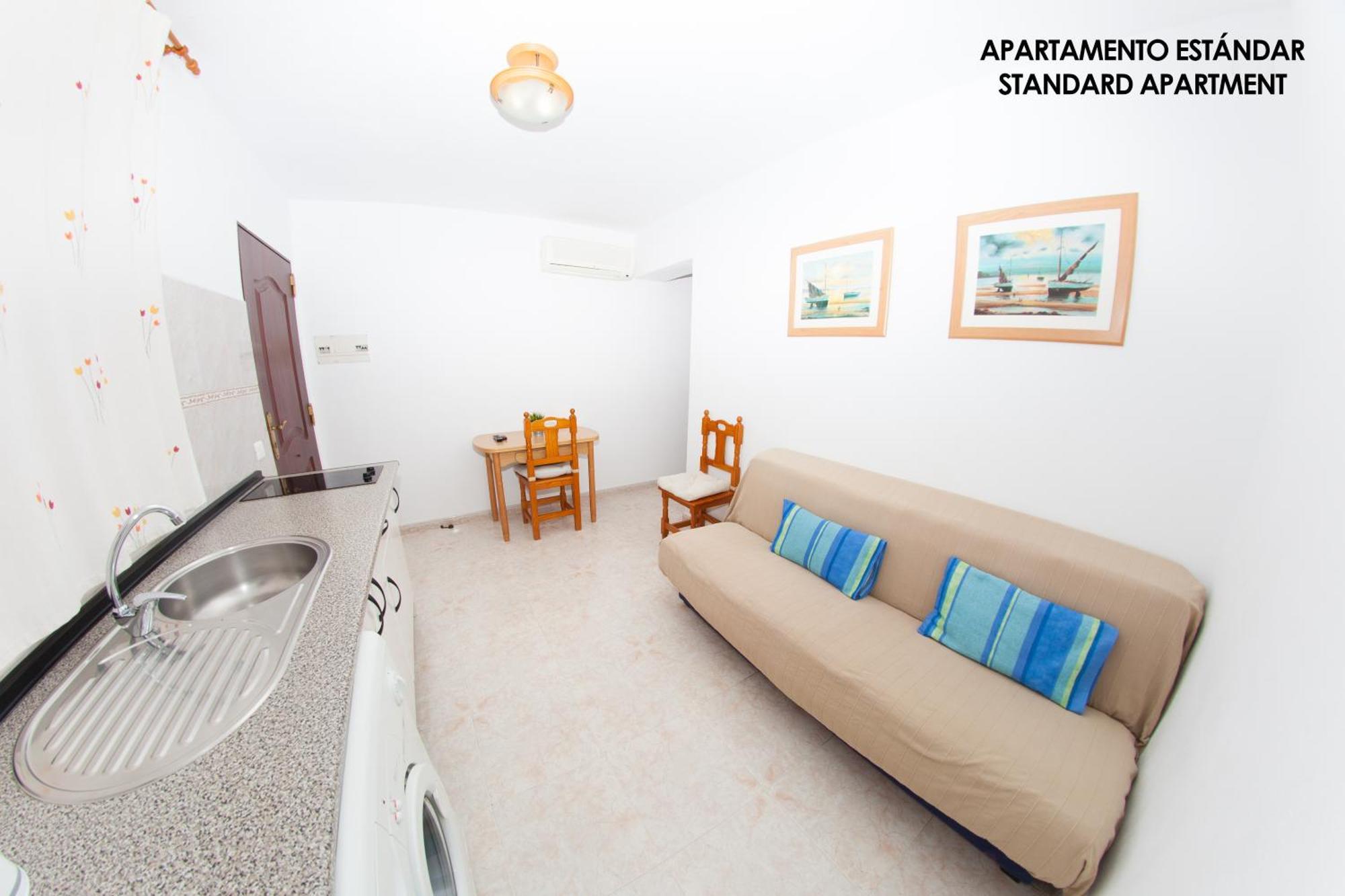 Apartamentos Rurales Santos Benajarafe Quarto foto