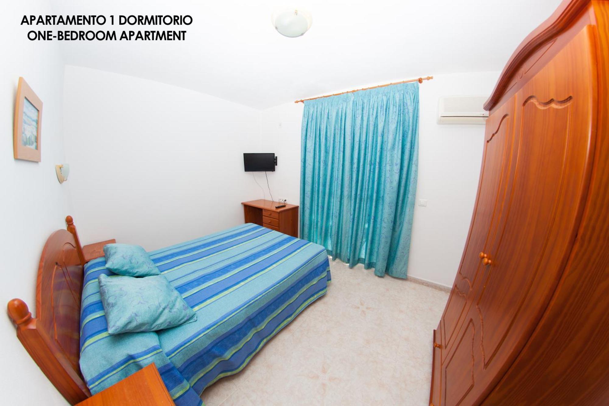 Apartamentos Rurales Santos Benajarafe Quarto foto