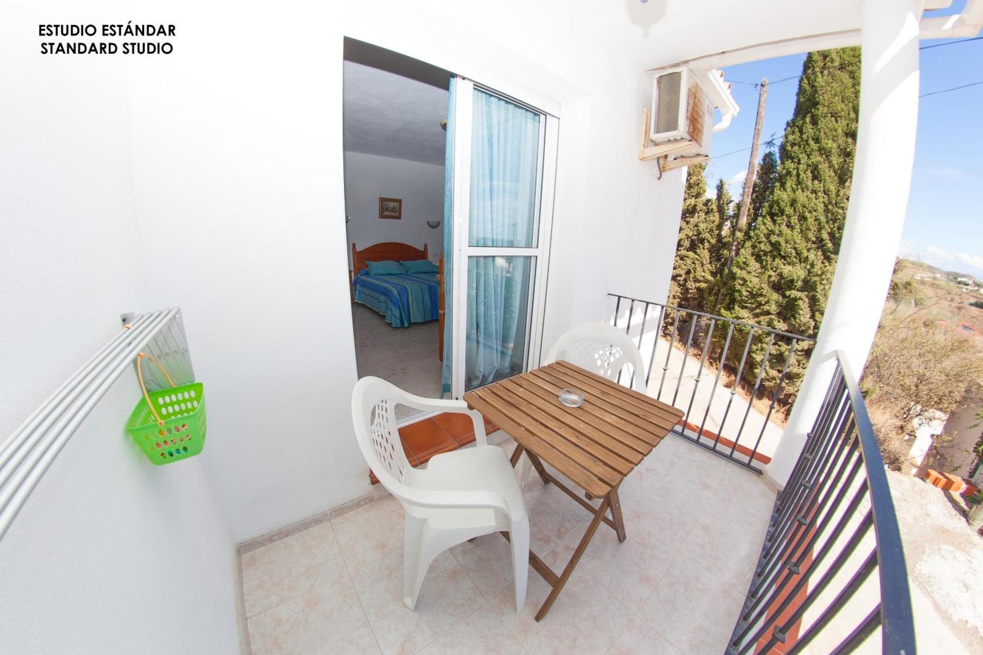 Apartamentos Rurales Santos Benajarafe Quarto foto